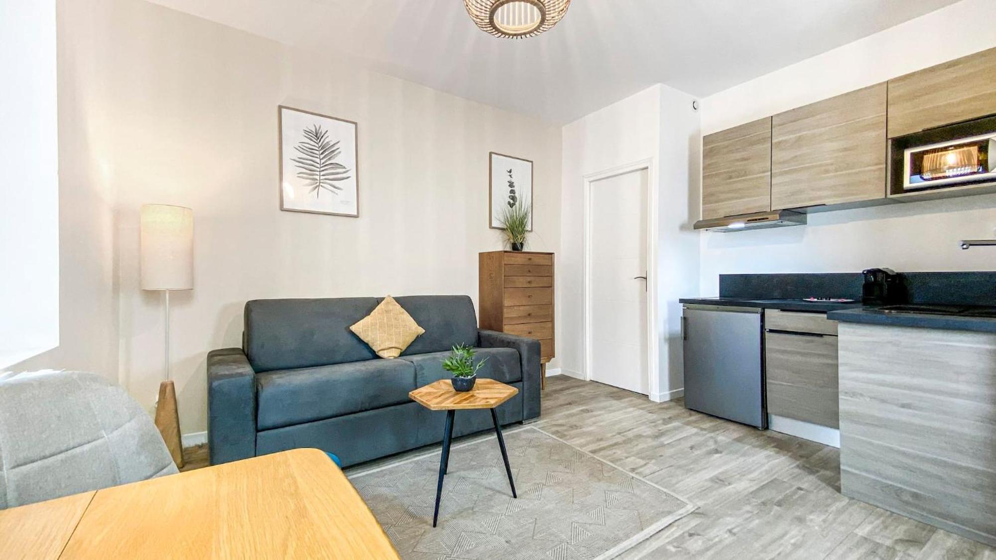Homey Titi - Hyper-Centre - Proche Gare Et Tram - Lit Convertible - Wifi Gratuit Annemasse Εξωτερικό φωτογραφία